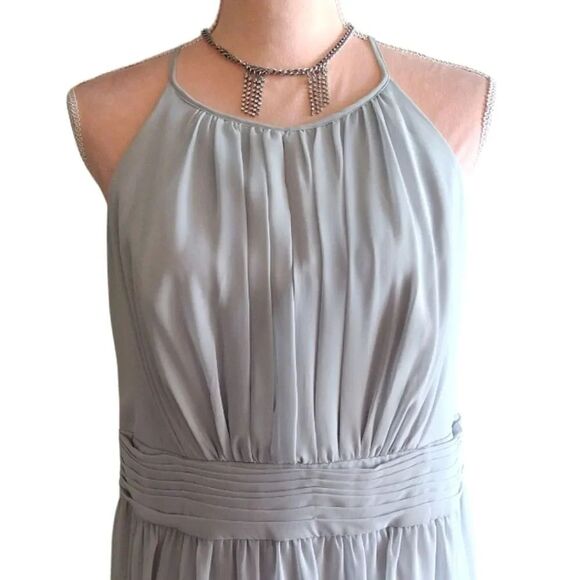 David's Bridal Grey High Neck Chiffon Formal Maxi Dress w/ Keyhole Plussize 16 - Picture 3 of 16